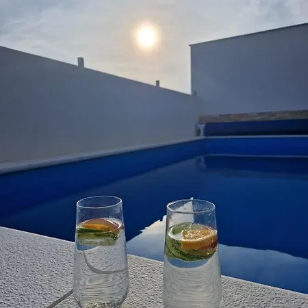 Geminos I فيلة سريما