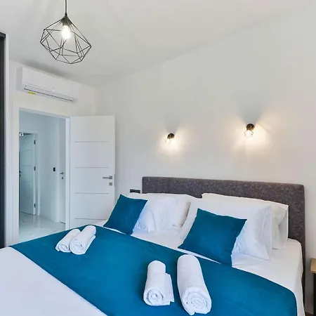 Villa Geminos I Srima