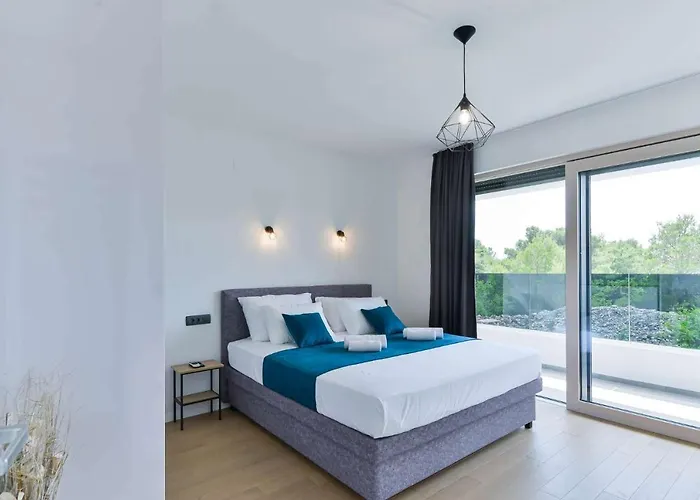 别墅 Geminos I 斯里马